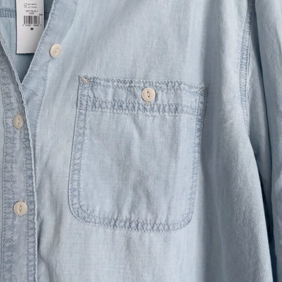 NWT Gap Chambray Denim Big Shirt Oversized Button Down Size M - Picture 4 of 9